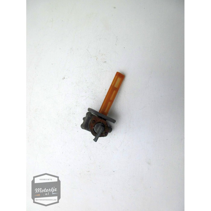 Kawasaki GT550 benzinekraan / benzine brandstof kraan / brandstofkraan Kawasaki GT550 benzinekraan / benzine brandstof kraan / brandstofkraan